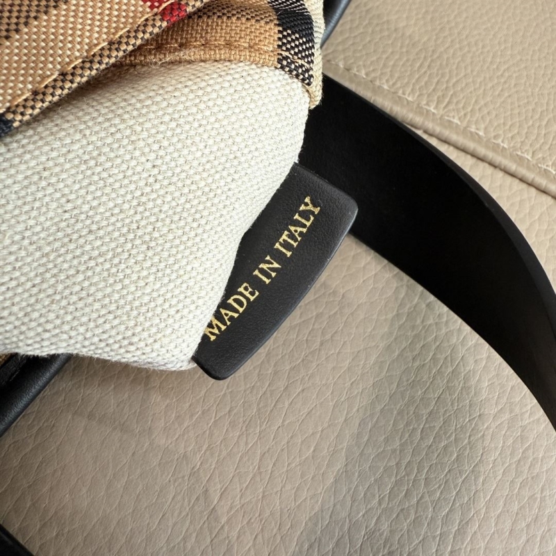 Bv*b*rry shopping bags